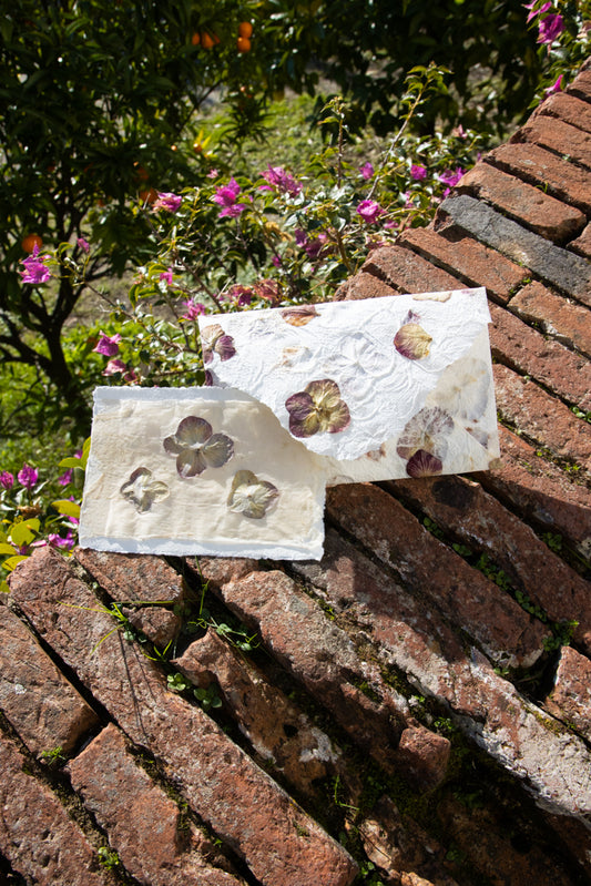 Buste con fiori esterni